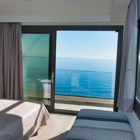 Ostria Aparthotel 2*