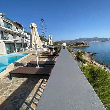 Ostria Aparthotel 2*